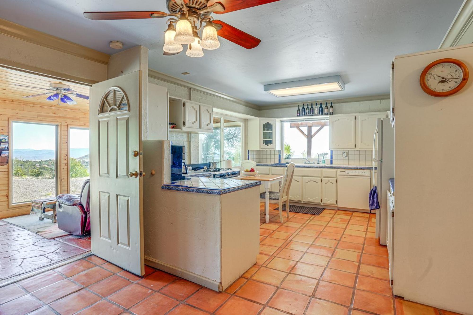 Mtn-View Home With Sauna In Prescott Valley! Ruang foto